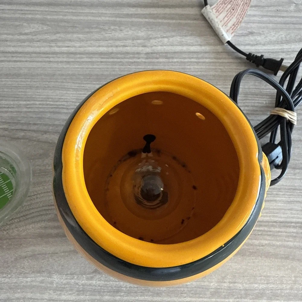 Green Bay Packers Scentsy Football NFL Wax Warmer Tested Working
